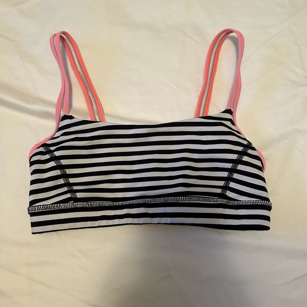 lululemon sports bra